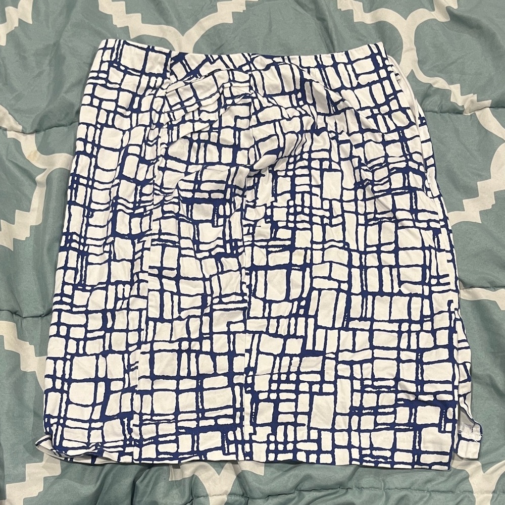 New York & Company Blue and White Patterned Skirt